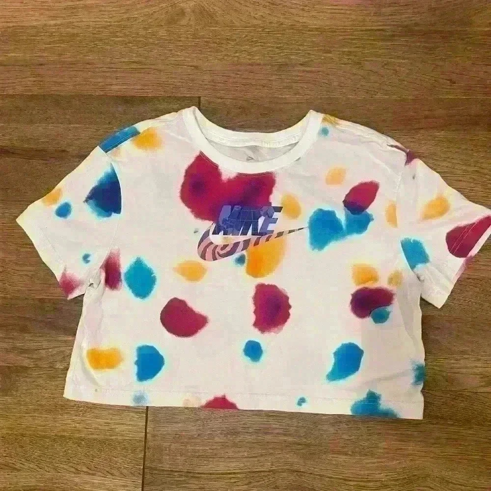 Nike‎ Women's Festival Crop Graphic Short Sleeve T-shirt - Women's M - Preowned